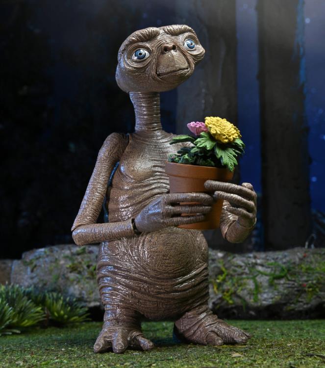 E.T. 40th Anniversary Ultimate E.T. Figure