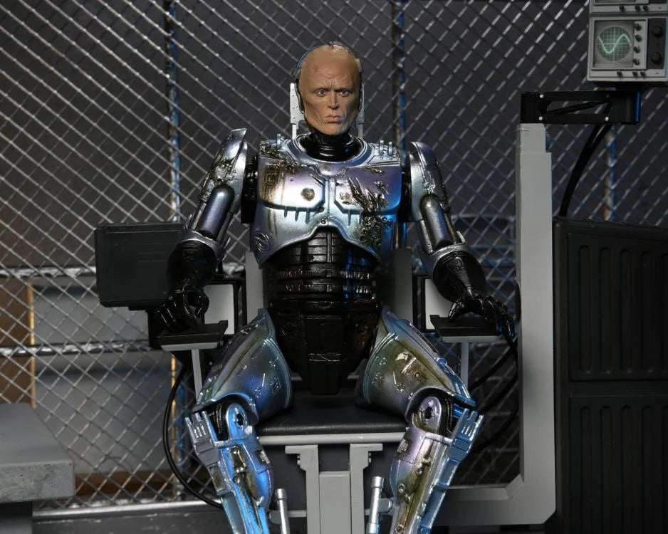 NECA - RoboCop Ultimate Battle Damaged RoboCop with Chair