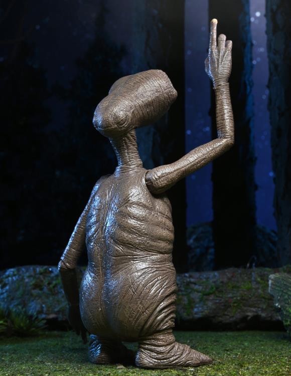 E.T. 40th Anniversary Ultimate E.T. Figure