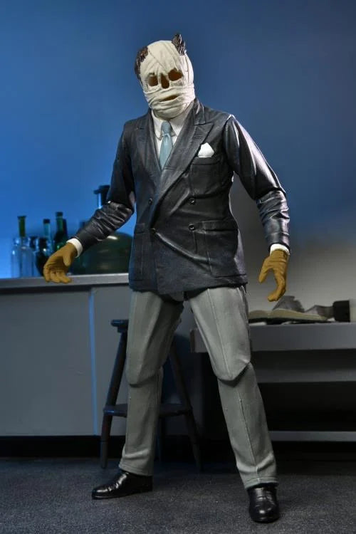 Universal Monsters - Ultimate Invisible Man Figure