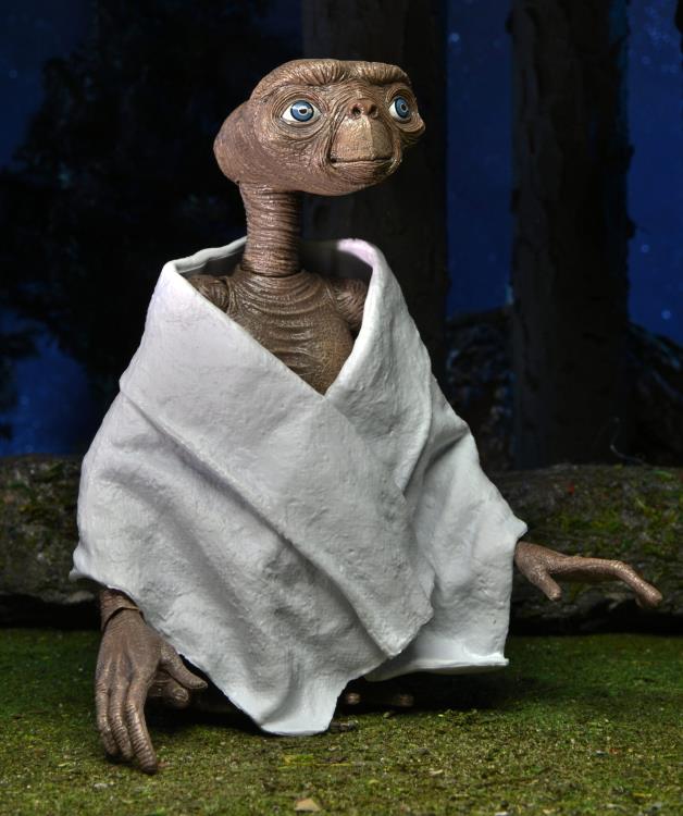 E.T. 40th Anniversary Ultimate E.T. Figure