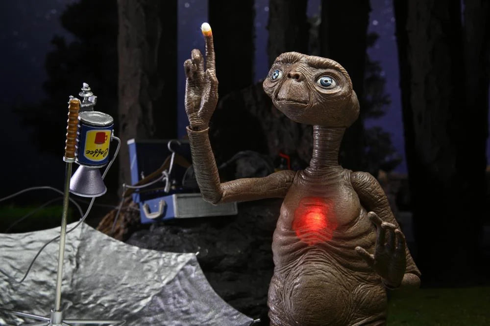 E.T. The Extra-Terrestrial 40th Anniversary - Ultimate E.T. Deluxe Set