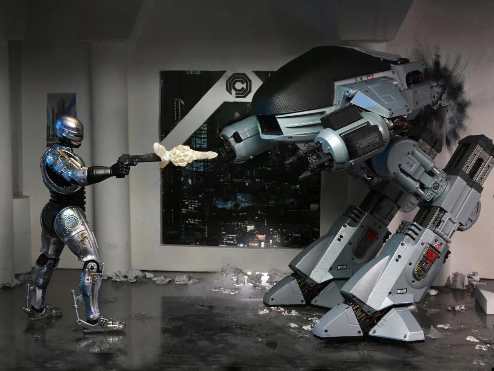 NECA - RoboCop Ultimate Battle Damaged RoboCop with Chair